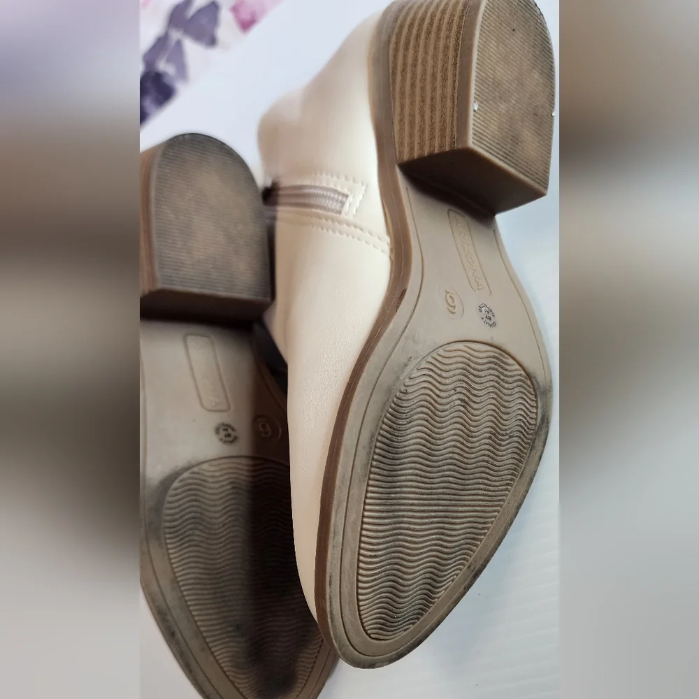 Arizona Jean Company Cream Ankle Boots with Minimalist Design - Picture 9 of 9